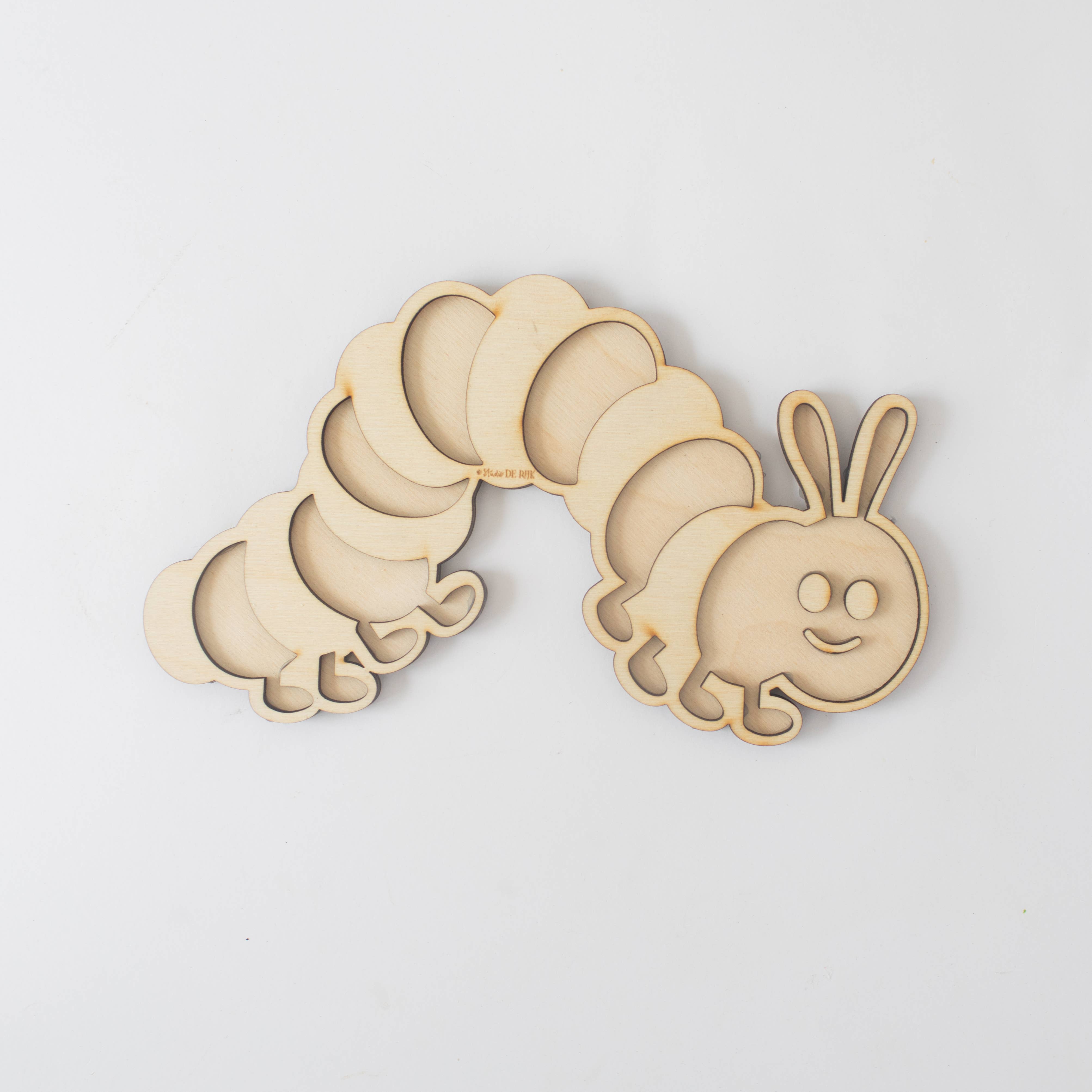 Studio de Rijk – wholesale Wood toy – Child – Play tray - The Very Hungry Caterpillar0