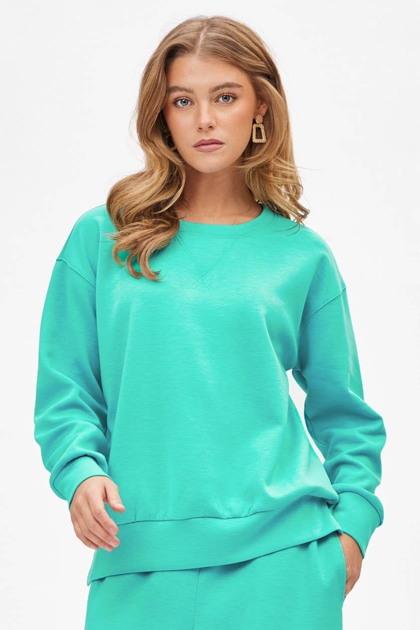 Dear Scarlett - Wholesale Lounge Set - Women's - Crew Neck Pullover + Jogger Set TRVSET-MALIBU12