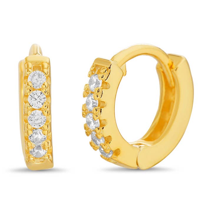 Orecchini a Cerchio Huggie in argento placcato in oro 14 carati, zirconia cubica per la vendita all'ingrosso da parte di TwoBirch