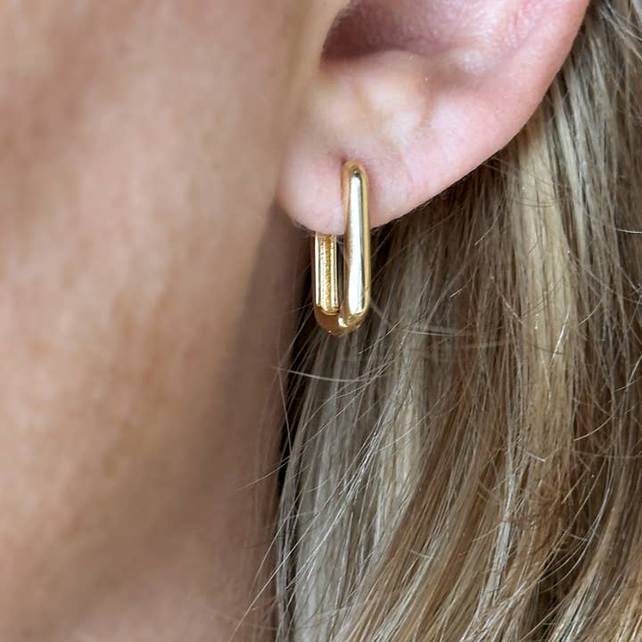 GoldFi - Wholesale Hoop Earrings - 18k Gold Filled Oblong Hoop Earrings