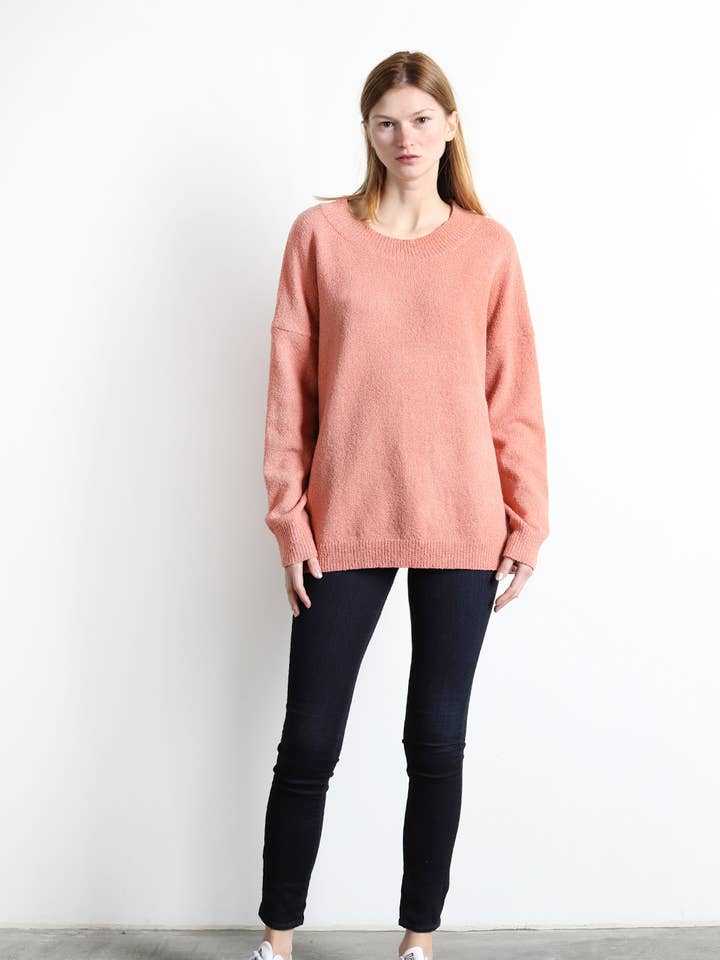 The Mikay Top for engroshandel hos MOD REF