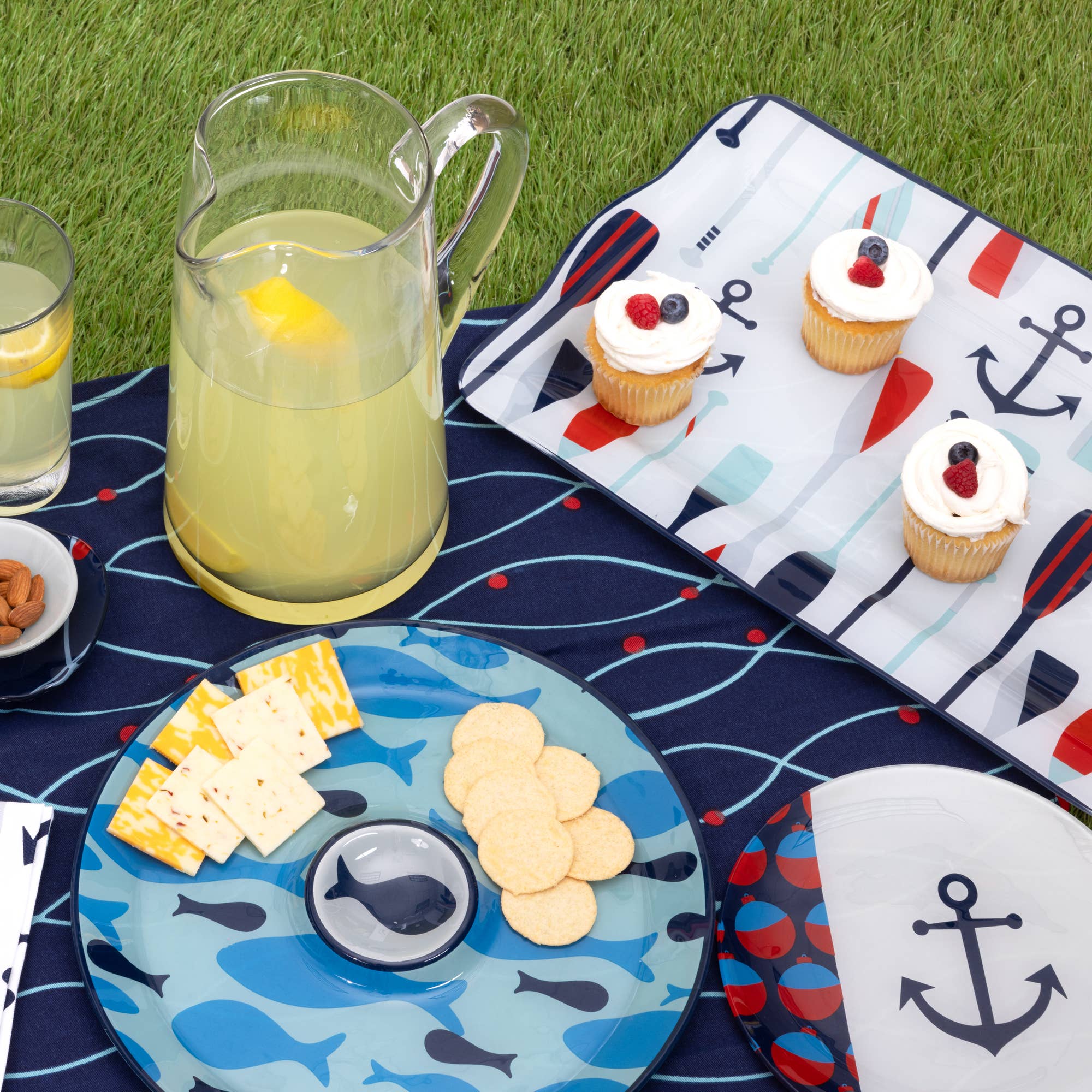 Pavilion - Wholesale Appetizer Serveware - Lake - 8" Glass Appetizer Plates (Set of 2)3