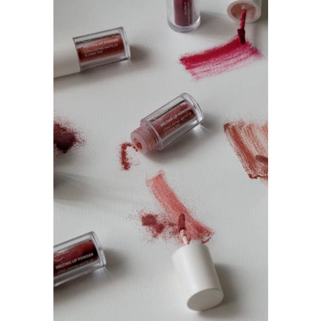 CLE Cosmetics – wholesale Läppfärg – Melting Lip Powder – Läppstift och pigment9