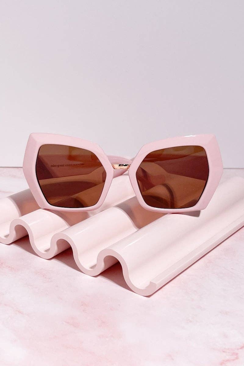 Mure and Grand - Wholesale Sunglasses - Women's - Isle Oversized Framed Sunglasses1