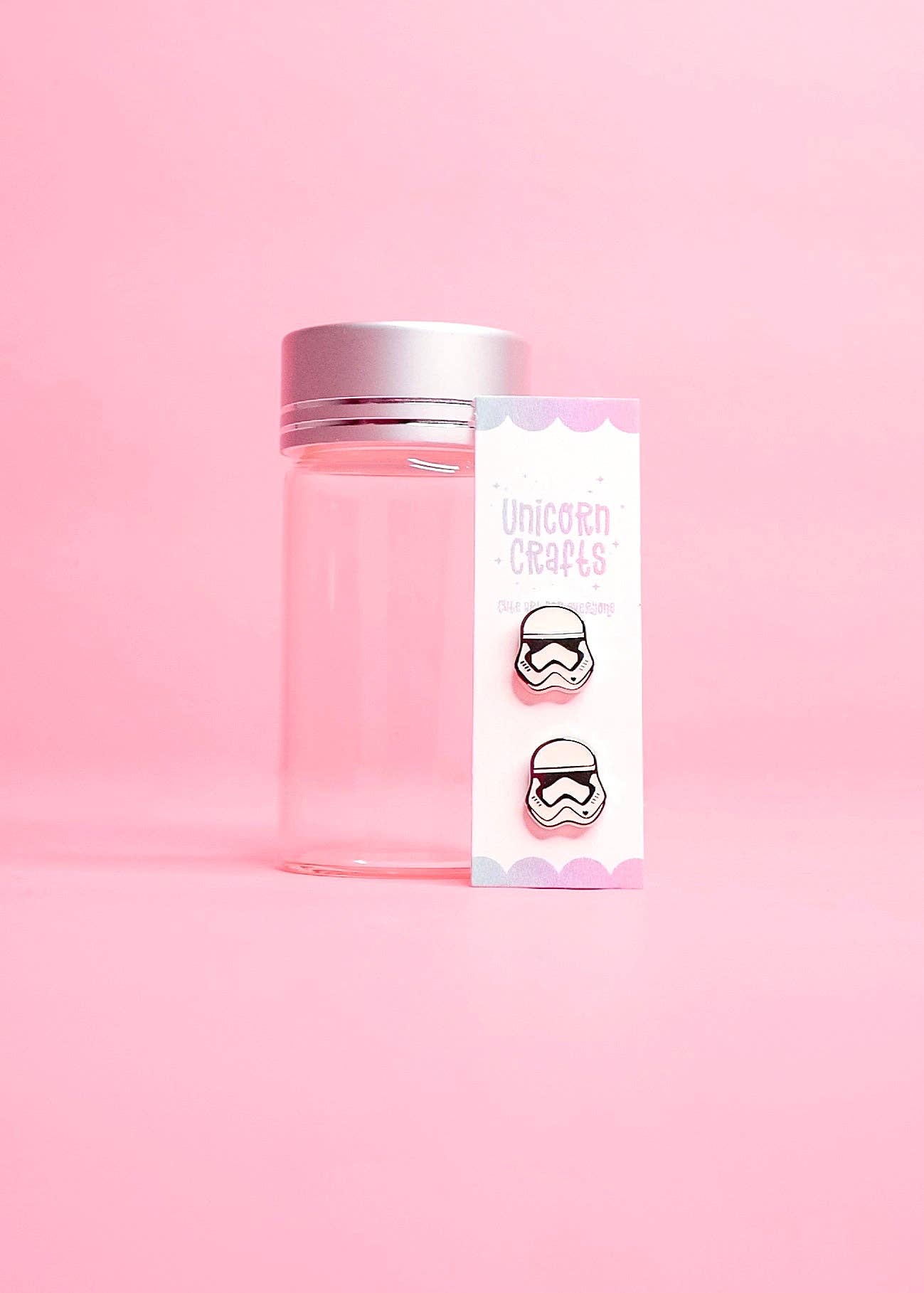 Unicorn Crafts - Venta al por mayor Pendientes de botón/aretes de poste - Pendientes Stormtrooper blancos