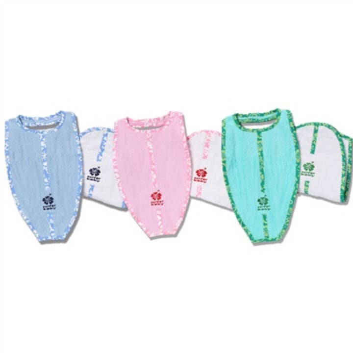 Surfer Baby - Surfplankvormige Slabbetje & Boerenlap Set voor wholesale door Better Surf than Sorry / Surfer Baby