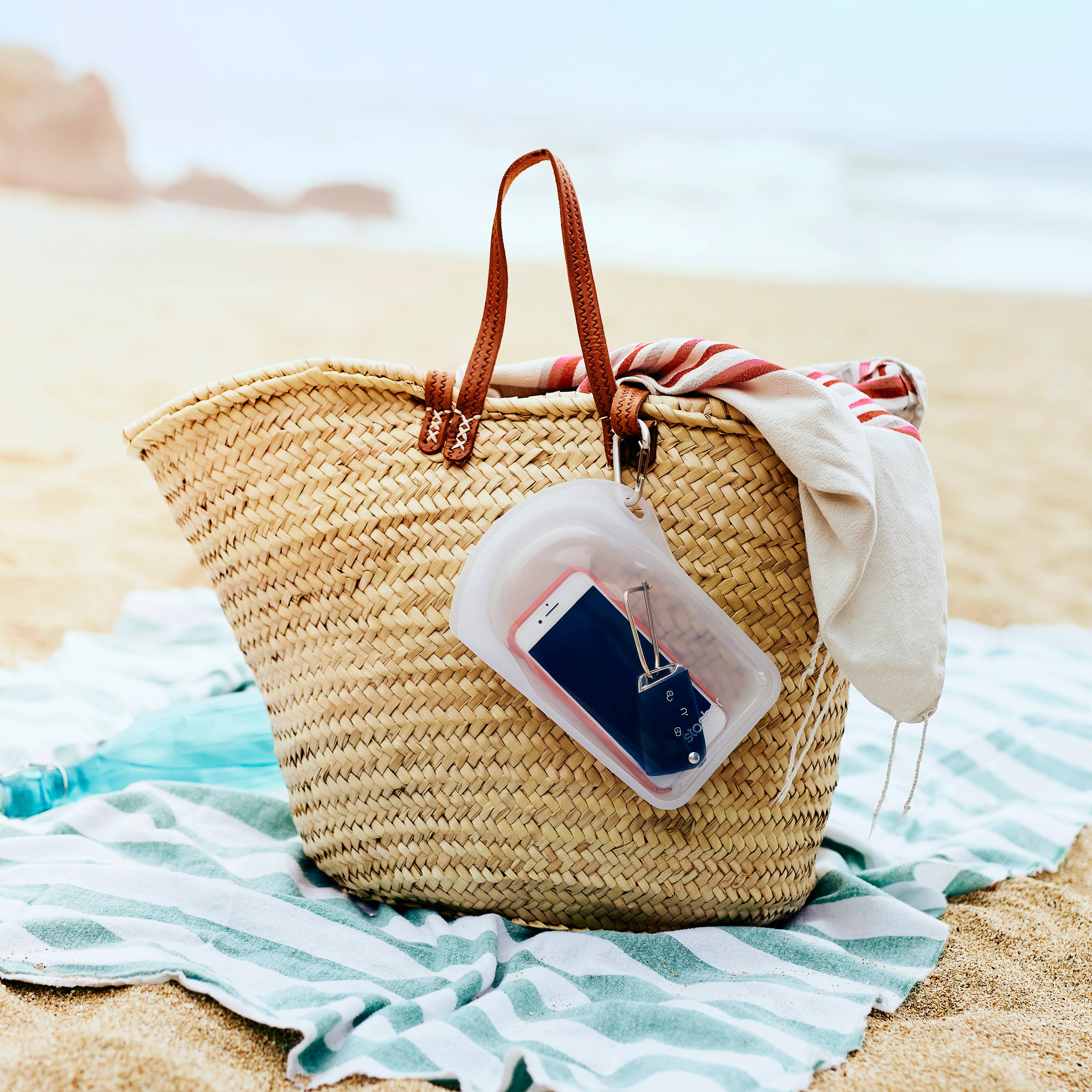 Stasher - Wholesale Food Storage Wrap/Bag - Stasher GO: Clear10