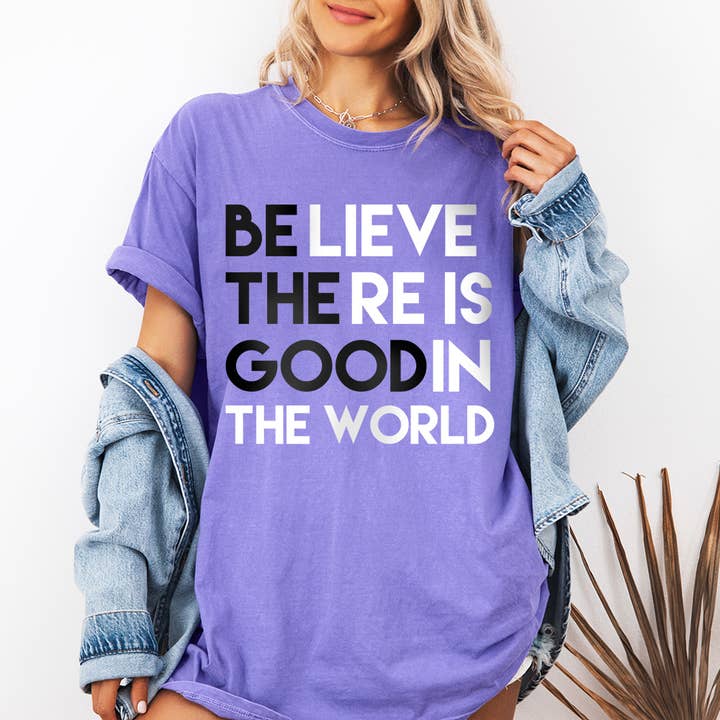 Tro der er godt i verden Cozy Comfort Colors Tee for engroshandel hos Myshirts.store