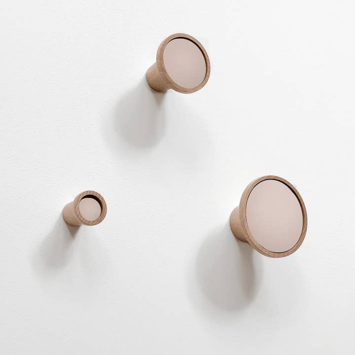 Reine Mère - Wholesale Wall Hook - Clairon Set - Set of 3 beech coat hooks2
