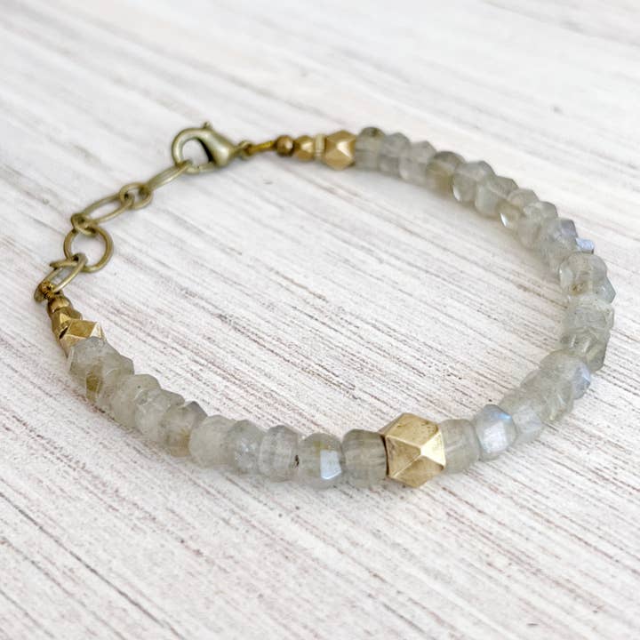 Bracciale Cantina, Labradorite per la vendita all'ingrosso da parte di Alexia Viola Napa Valley