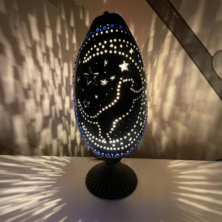 Gourd Lamp - Cat & The Moon for wholesale by madeathand.nl