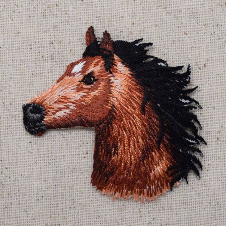 Wholesale Applique - Wholesale Patch - Horse Head - Facing Left - Embroidered Patch - Iron on Applique - 155466A0