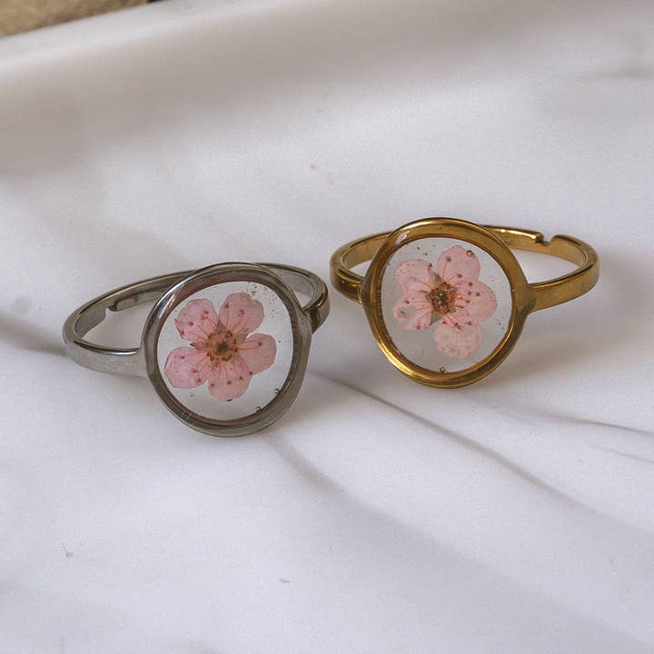 Bagues en forme de fleur véritable pour la vente par Chemist Creations