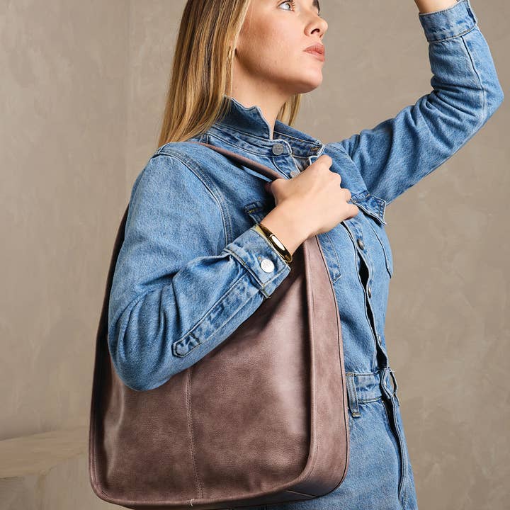 Jen & Co. - Wholesale Shoulder Bag - Women's - M2520 Joey Distressed Slouchy Hobo1