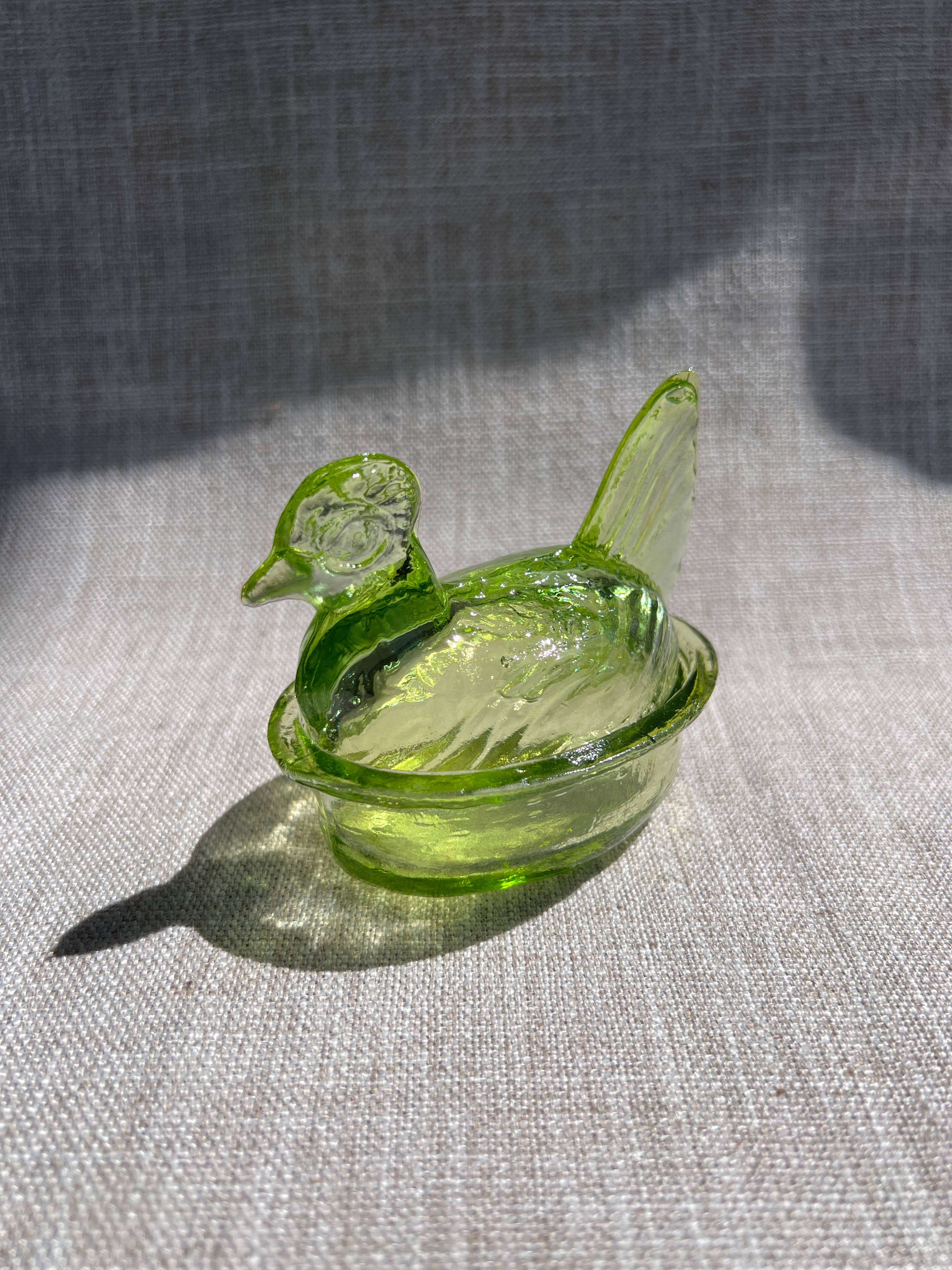 Kitchen One - Wholesale Decorative Plate/Dish/Bowl - Nesting Hen Bowl - EUCALYPTUS | Hand Blown Glass - Colombia5