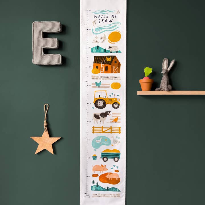 Oldfield Design Co – wholesale Growth chart – Child & baby – Farmyard Children's Fabric Height Chart
