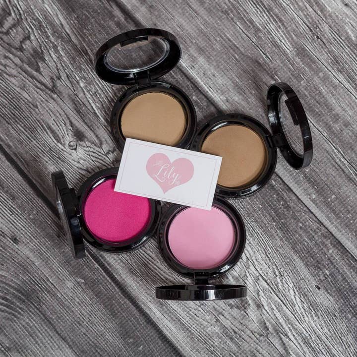 Foundation & Blush Compact for wholesale by Little Lily Shop