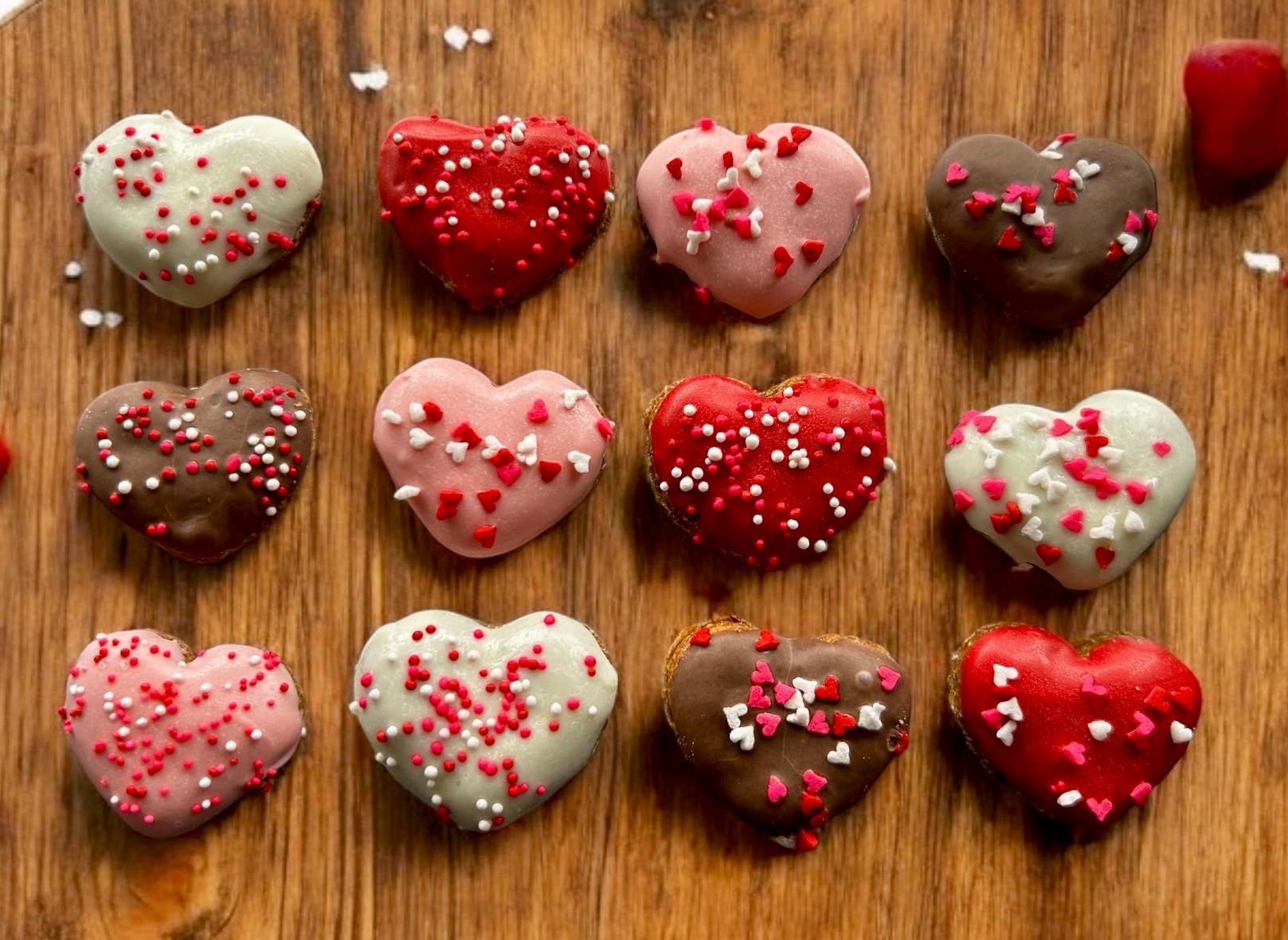 YumYum4DOGS - Wholesale Pet Treats - Dog - Mini heart Valentines dog treats2