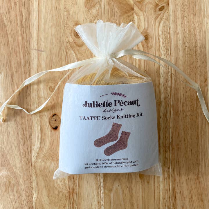 Juliette Pécaut Designs - Wholesale Knitting/Crochet Supplies - TAATTU Socks Knitting Kit7