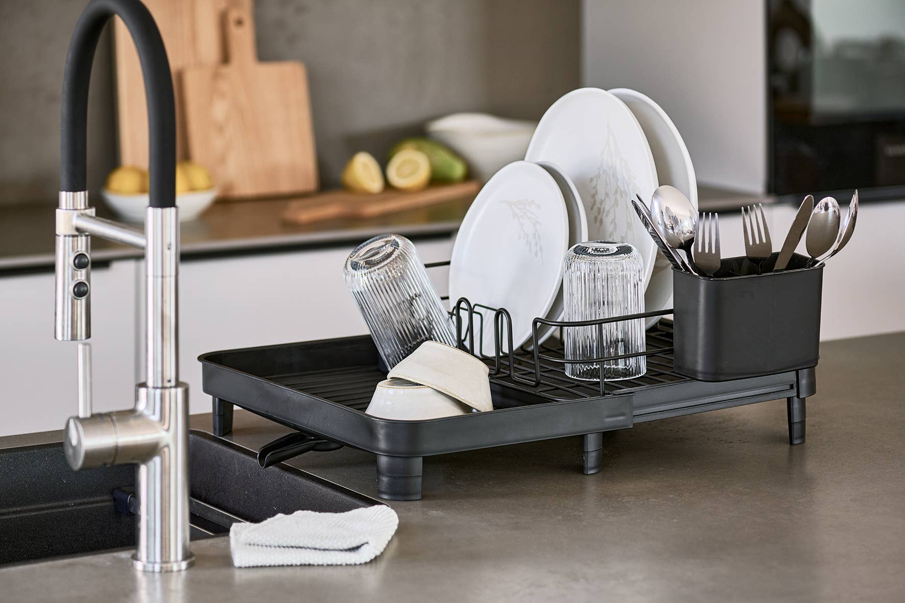 Dish drainer, plastic/metal, black for wholesale on Faire1