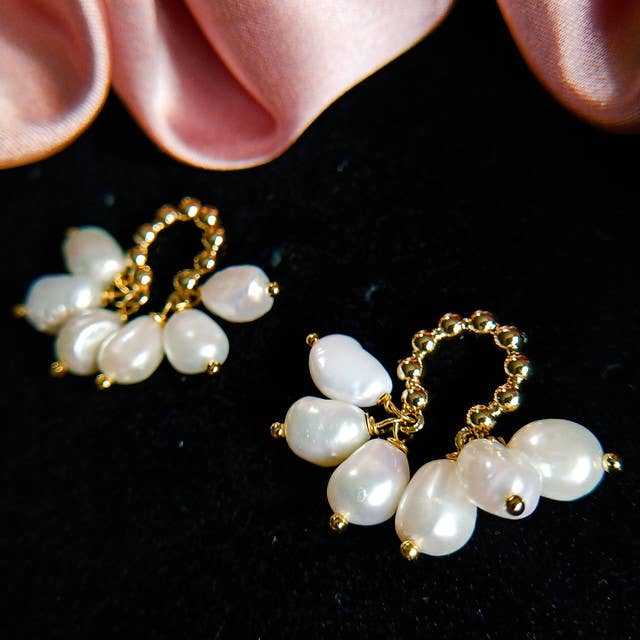 Pompon La Tulipe – wholesale Dangle earrings – Elegance Golden Tutu Dangling Earrings Baroque Pearls6