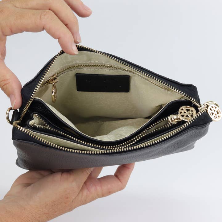 Willow & Zac - Wholesale Crossbody bag – Women's - Tara Navy Leather Crossbody6