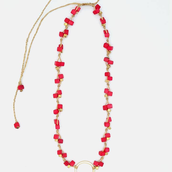 Pretty Pink Eco-Jewellery - Venta al por mayor Collares de cuentas/perlas - Collar Dainty Tagua2