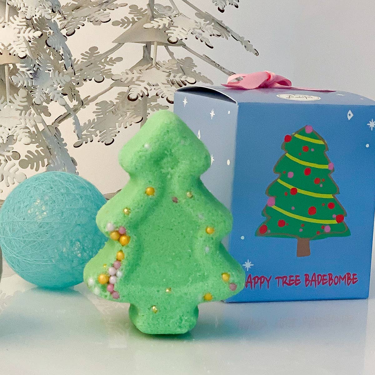 BadeFee - Wholesale Bath Bomb/Fizz - Badefee Bath Bomb "Happy Tree"1