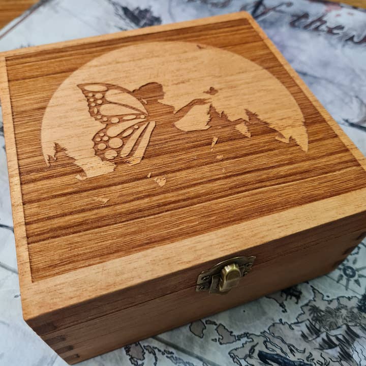 Fairy Silhouette prydnad eller tärningslåda - filtad för wholesale av Critit