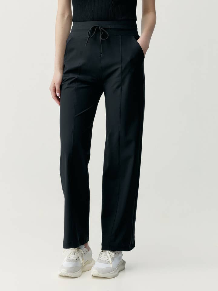 Pants Halia Black for wholesale by Born Living Yoga