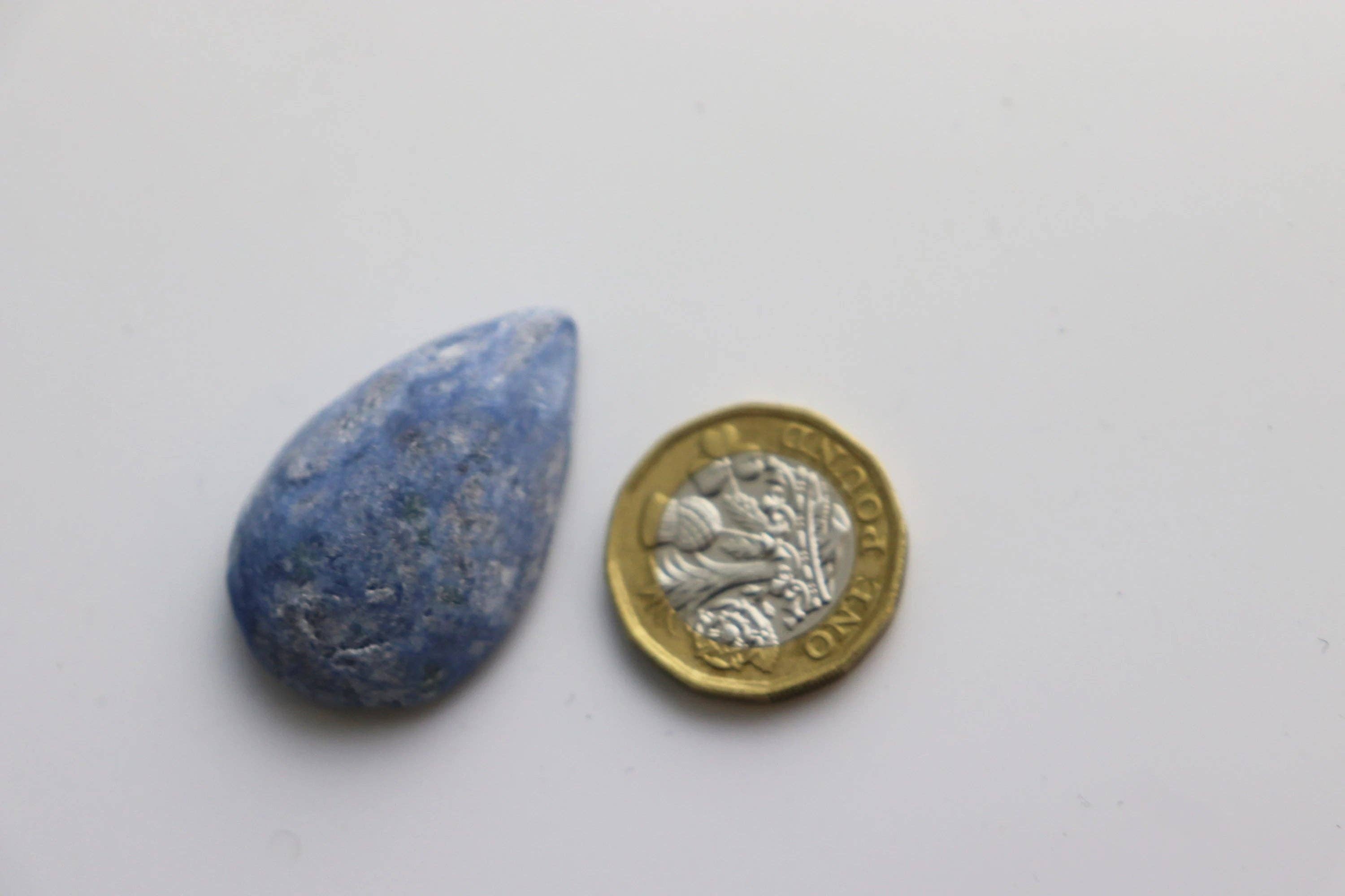 Distinction Crystals – wholesale Spiritual stone/crystal – Sodalite Crystal Drop Emma Egg2