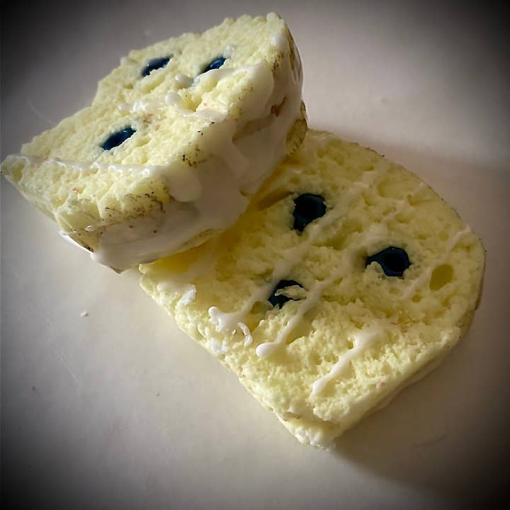 Lemon Blueberry Pound Cake Wax Melts and Vanilla Glaze for wholesale by Sugar and Spice Custom Creations