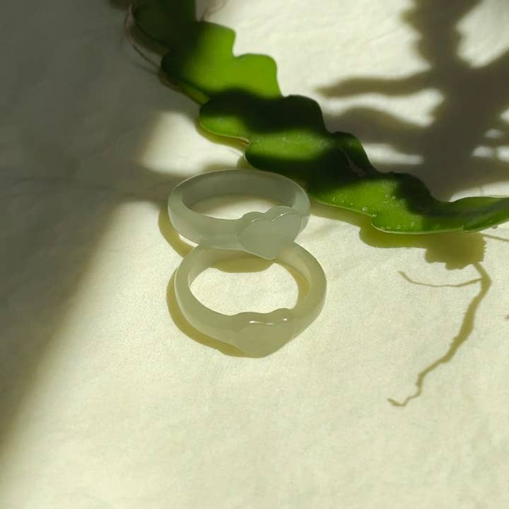 Green Heart — Jade ring for wholesale on Faire3