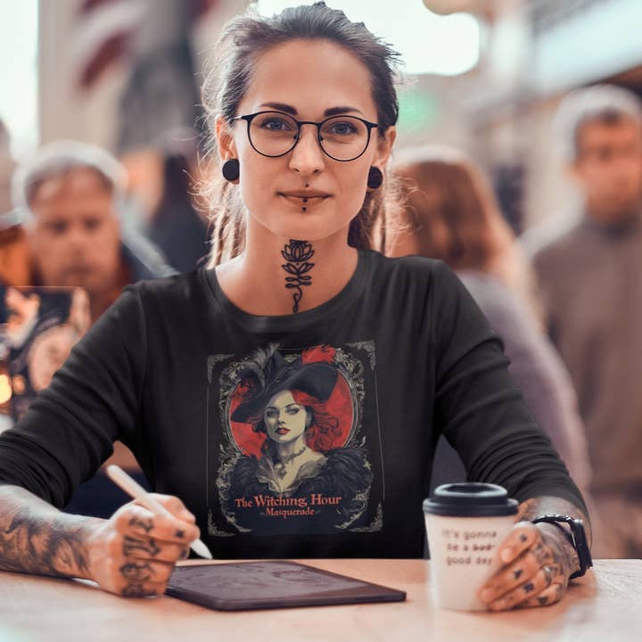 T-shirt à manches longues Mascarade de l'heure des sorcières pour la vente par Milady's Mythical Market