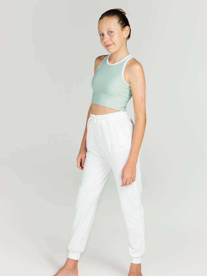 Pantalón deportivo Bliss White para venta al por mayor de Bloomy Kids Co.