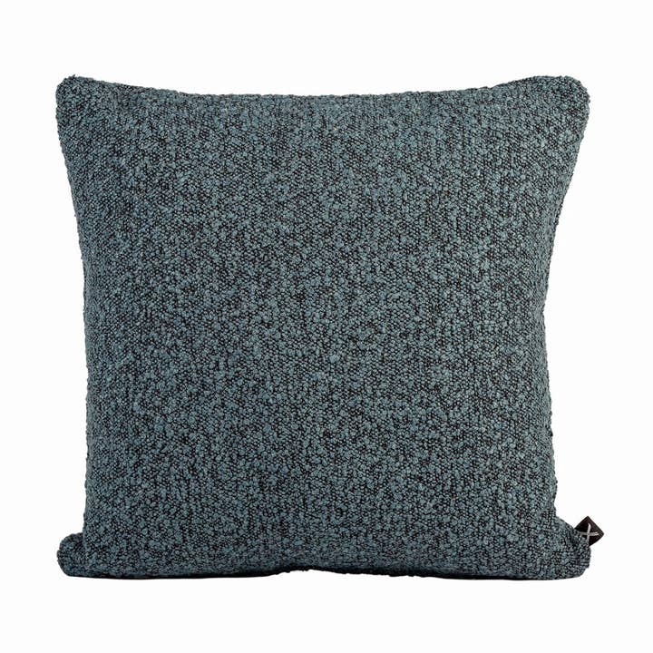 Coussin NOKKLI 45x45 Bouclé bleu pour la vente par KUXIN // Home Fashion