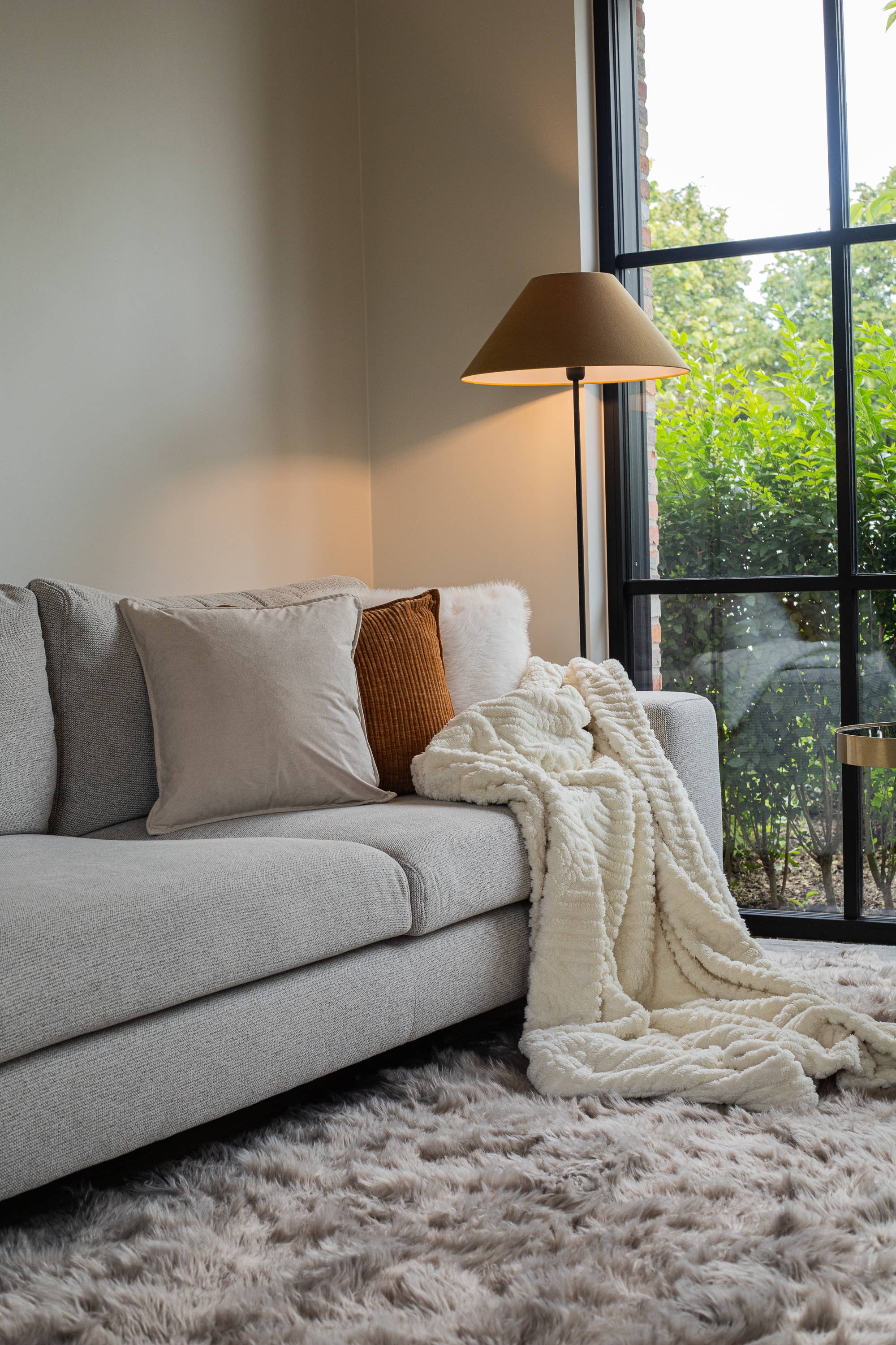 Tiseco - Wholesale Decoratiedeken - Plaid RENA met mandvlechtpatroon 150x200 cm8