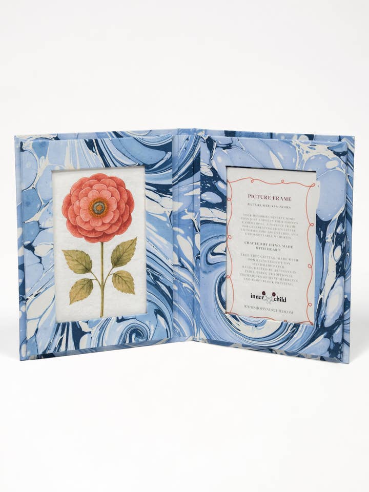 Libro plegable con marco de fotos marmoleado a mano, 4x6 en Ola Oceánica para venta al por mayor de Inner Child