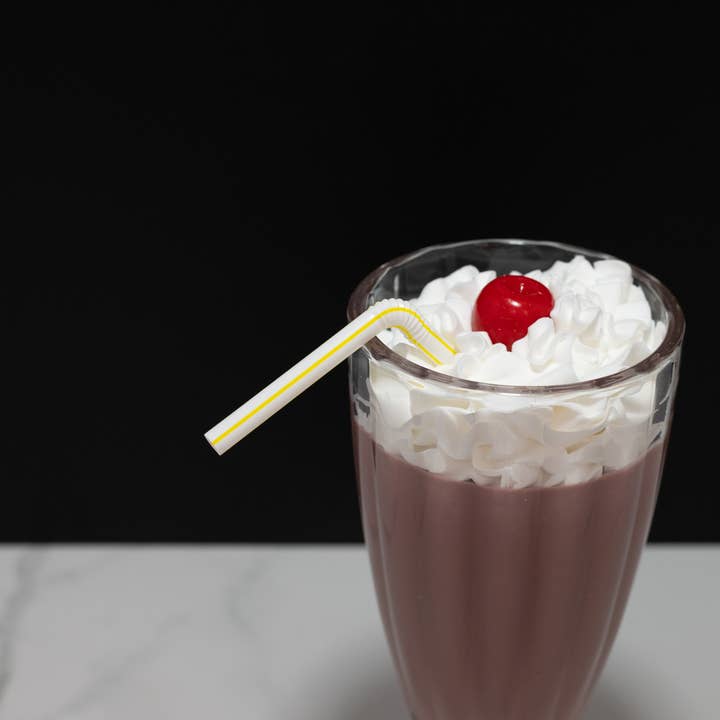 Just Dough It! Fake Foods - Vendita all'ingrosso Decorazioni da tavolo - Finto Milkshake al Cioccolato4