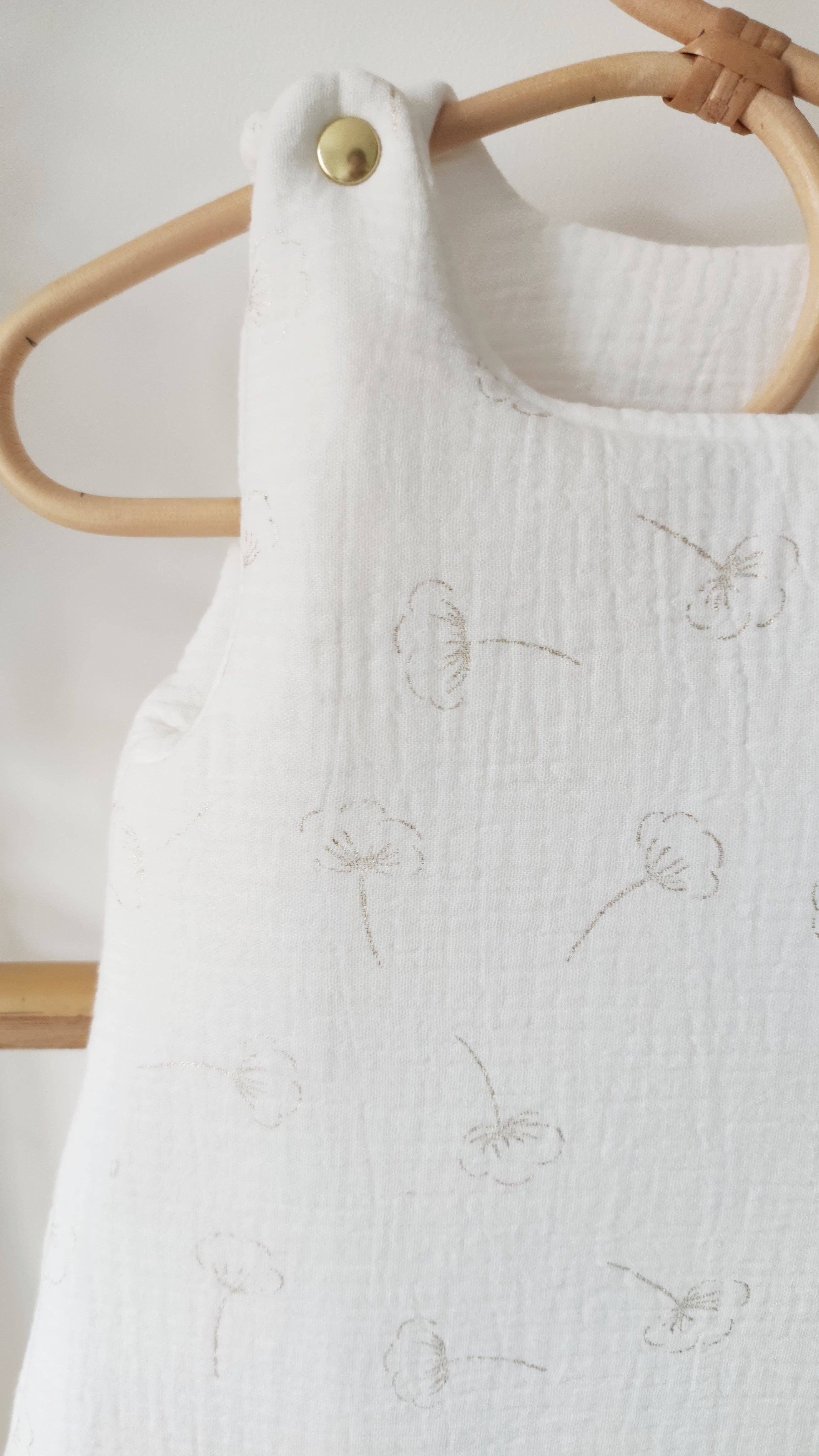 Les p'tites Merveilles de Bérénice - Wholesale Bodysuit (Non-Footed) - Baby - Sleeping bag 0-3 months “Golden cotton flowers” in off-white double cotton gauze4