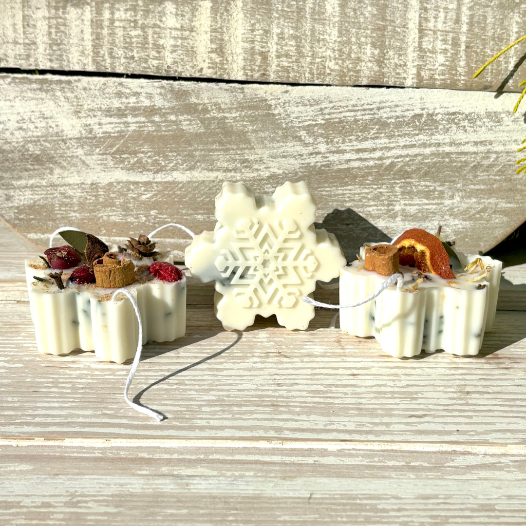 Mana Market Co. - Wholesale Lighter - Snowflake Fire Starter Scented Sachet & Wax Melt2