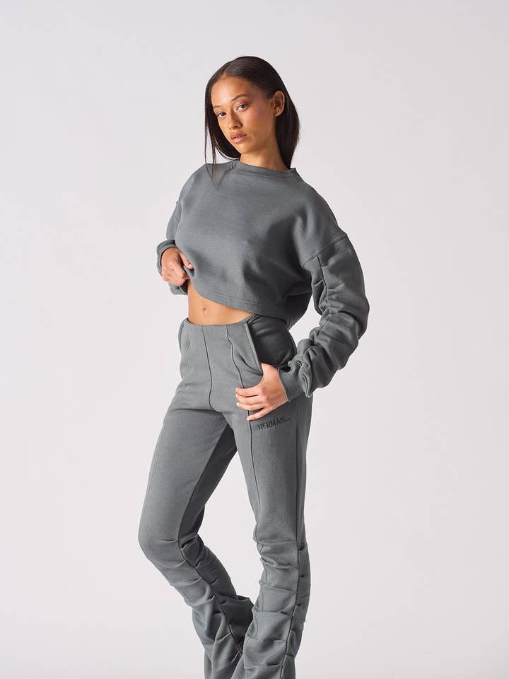 PULL RAS DU COU COURT - GRIS pour la vente par HERMAN & CO