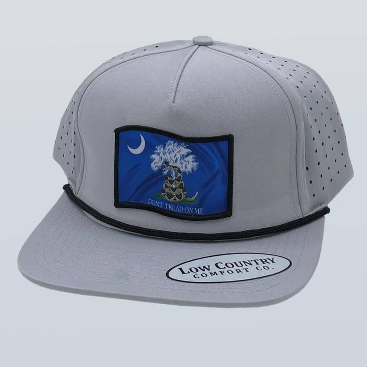 Casquette de performance grise avec écusson tissé DTOM de Caroline du Sud pour la vente par Riverbed Threads