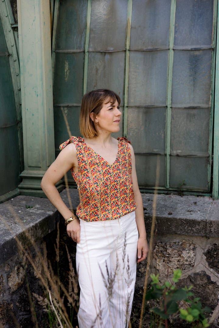 Fleurs Flowers Joy knotted strap nursing top for wholesale on Faire1