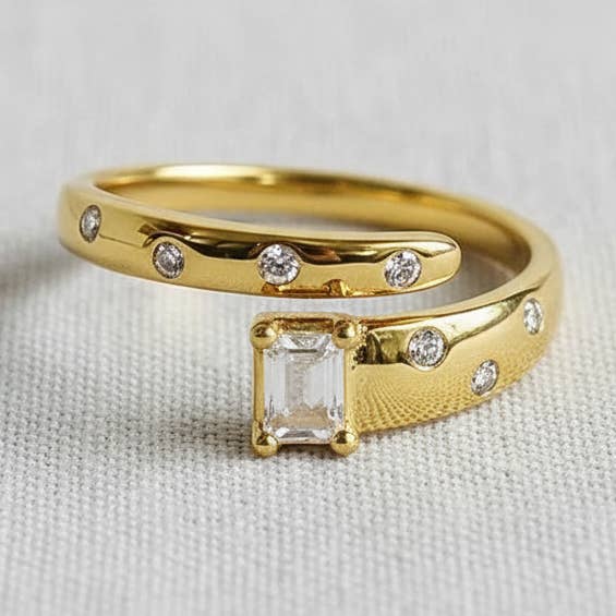 Vintage Pearl Leaf Ring for wholesale by scentll jewelry