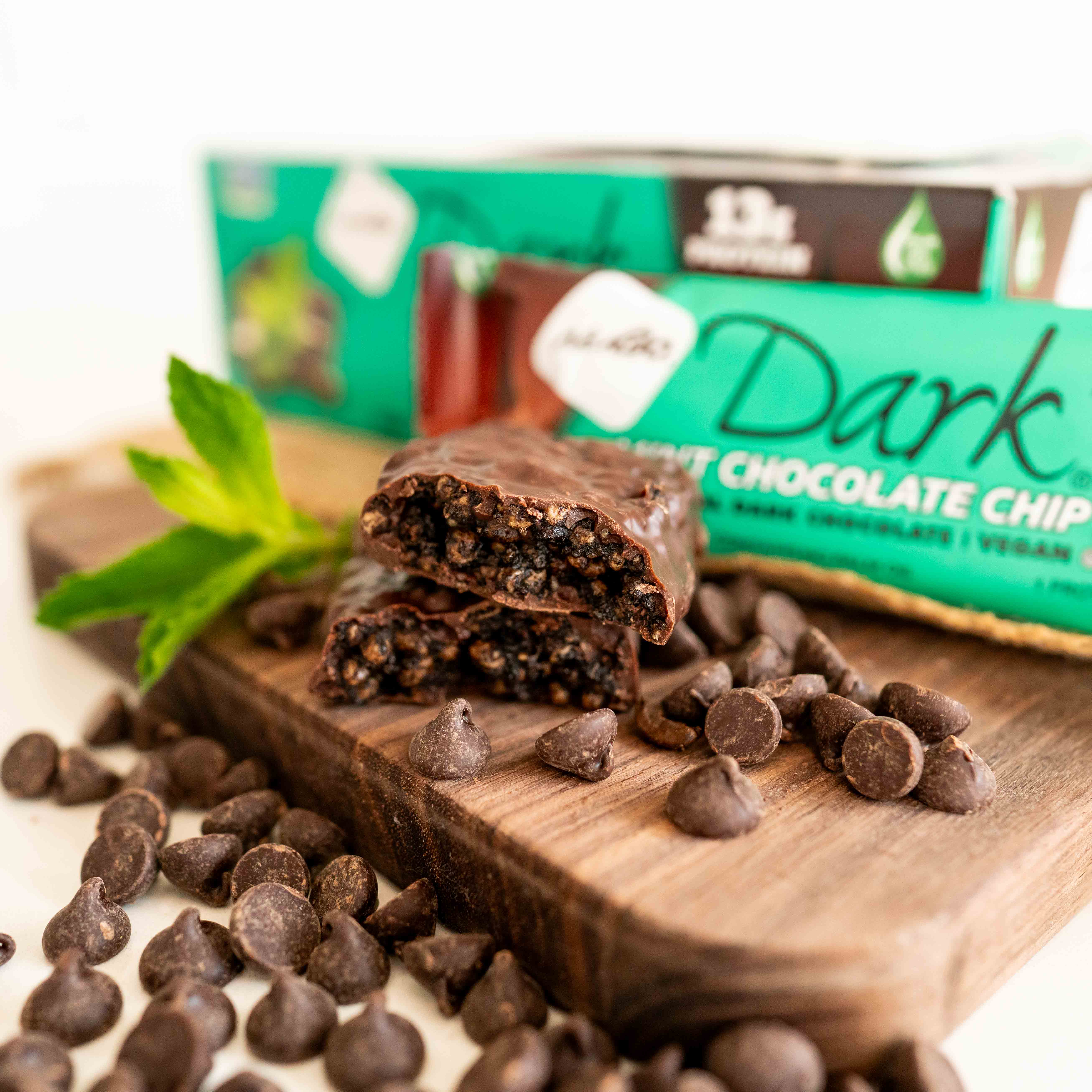 NuGo Nutrition - Wholesale Snack Bar - NuGo Dark Mint Chocolate Chip Protein Bar7