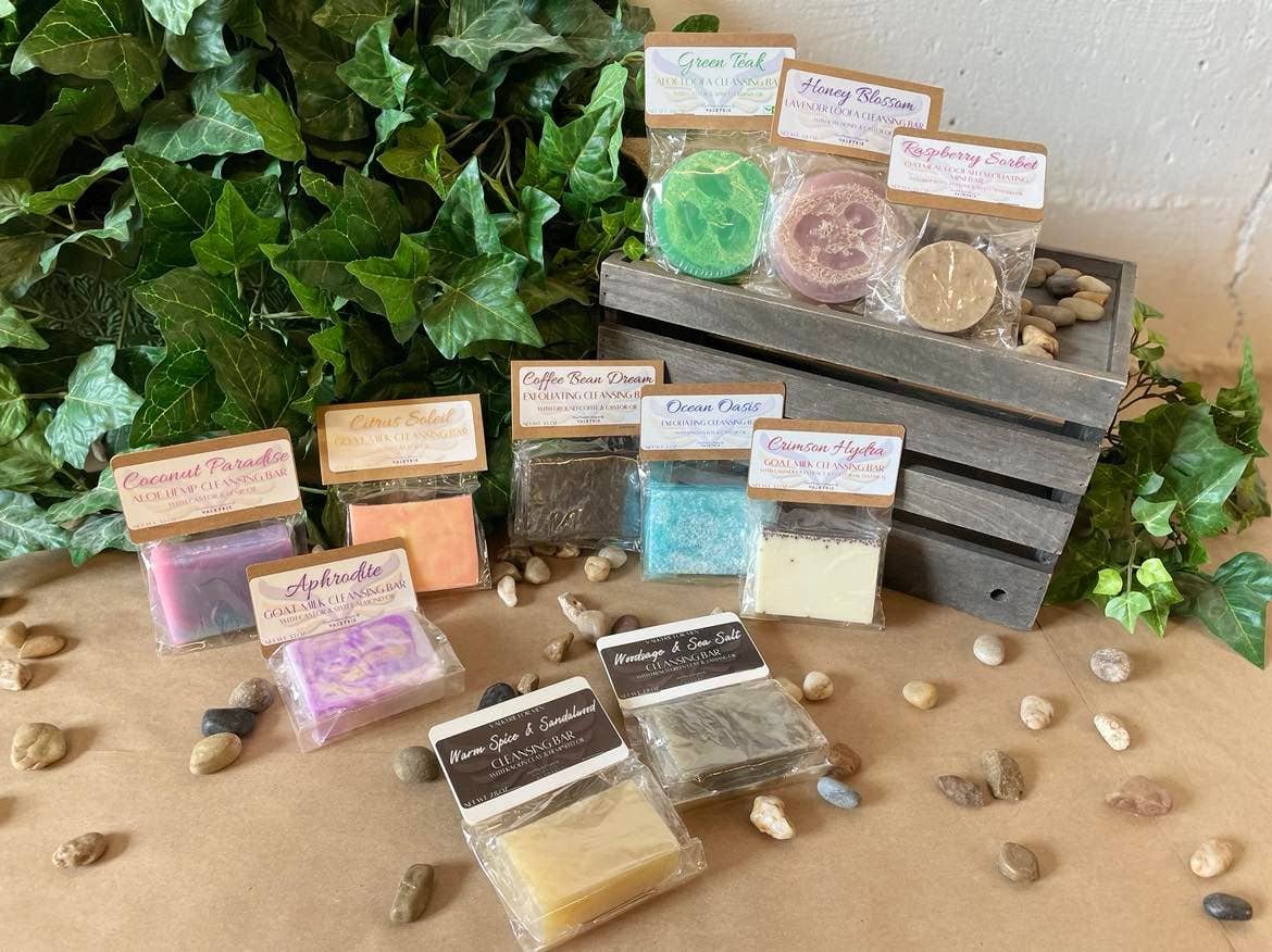 Valkyrie Global - Wholesale Bar Soap - Cleansing Bar - Woodsage & Sea Salt Honey Green Clay1