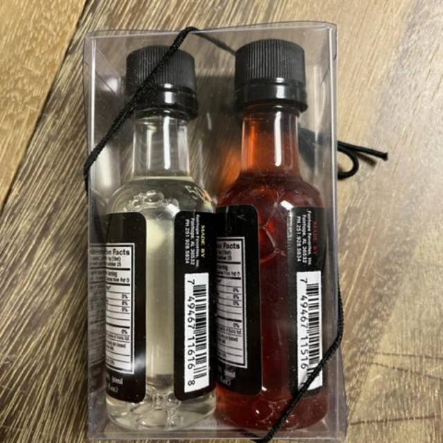 Fairhope Favorites, Inc. - Wholesale Hot Sauce - Red & White Wine Hot Sauce Mini Bottle Gift Set2