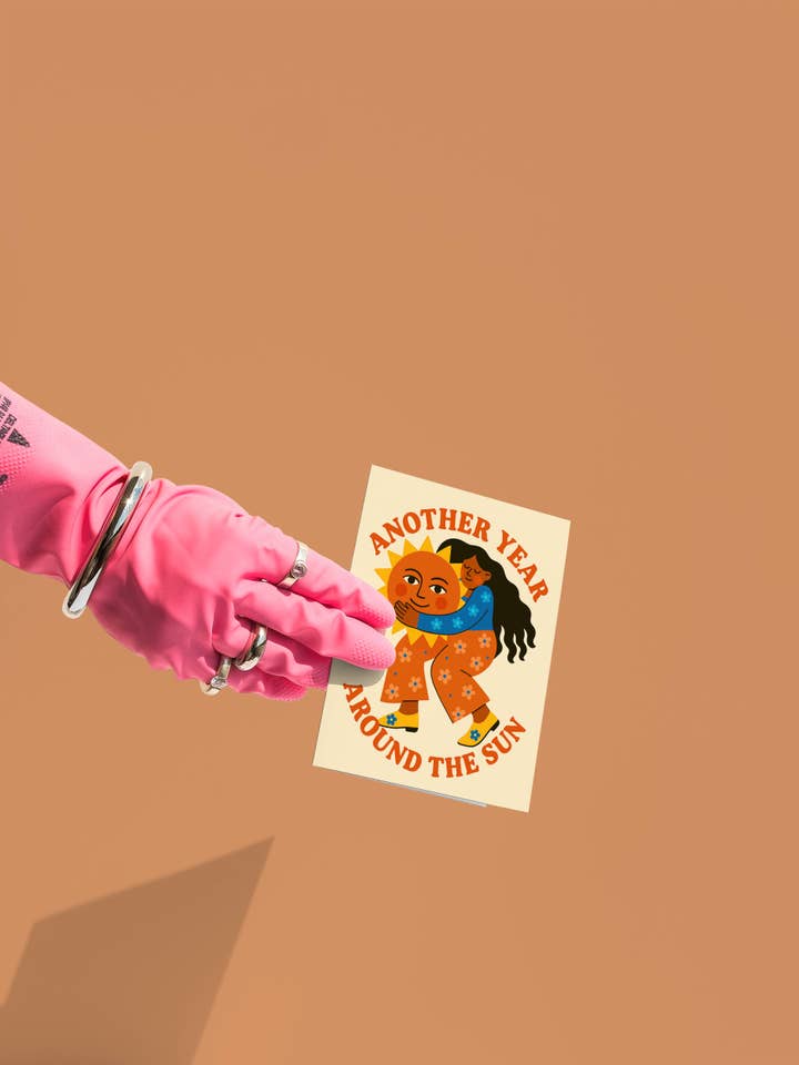 Endnu et år rundt om solen kort for engroshandel hos Soko Says