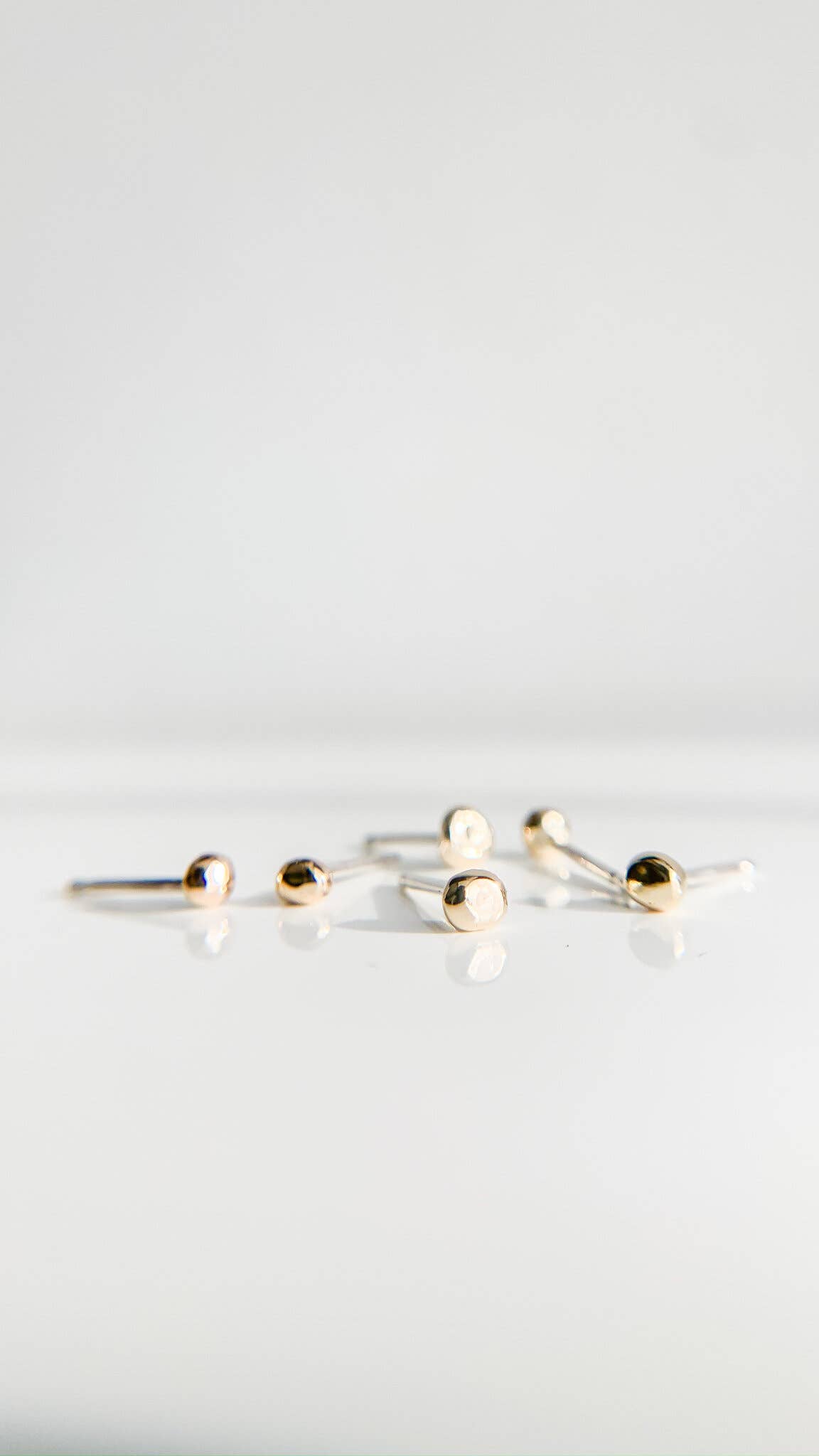 Sun & Selene - Venta al por mayor Pendientes de botón/aretes de poste - Pendientes GAIA Pebble8